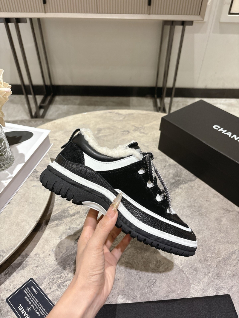 Ch**el sneakers